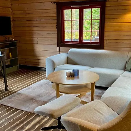 Holiday home Velkommen Til Knottebu Skoro